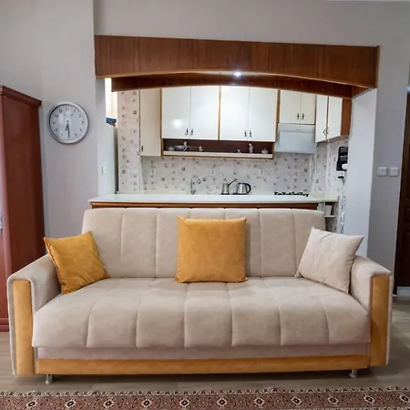 Apartment Serene House In With Shared Pool Garden Antalya